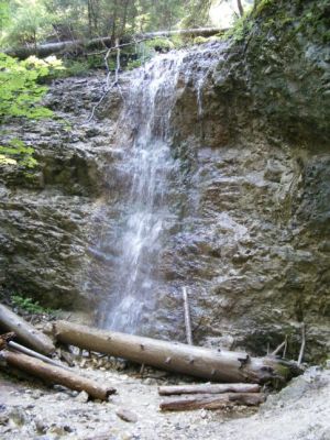 Machový vodopád (Slovenský Raj)