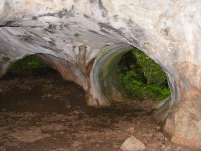 Malá Drienčanská jaskyňa
